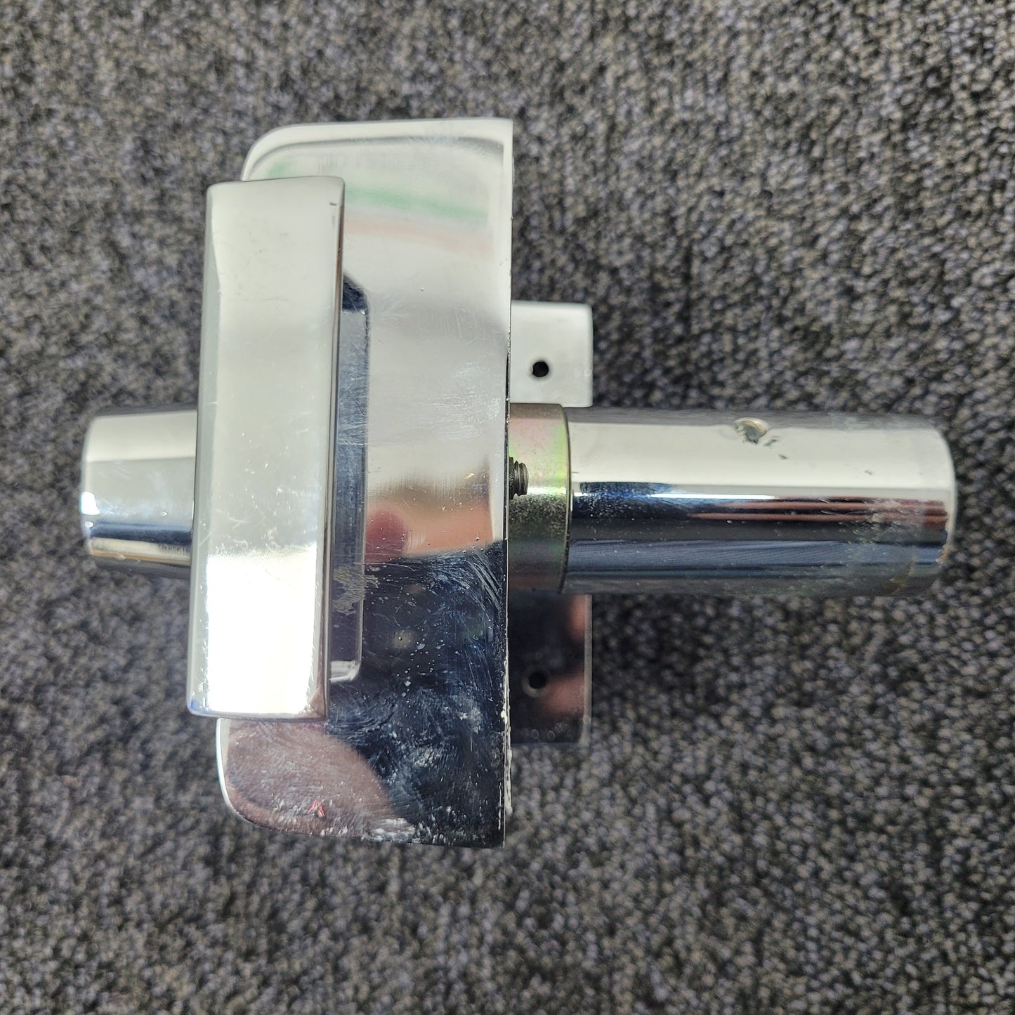 Pair of used Banham L2000 & M2002 Locks (keyed-alike) with 1 Key