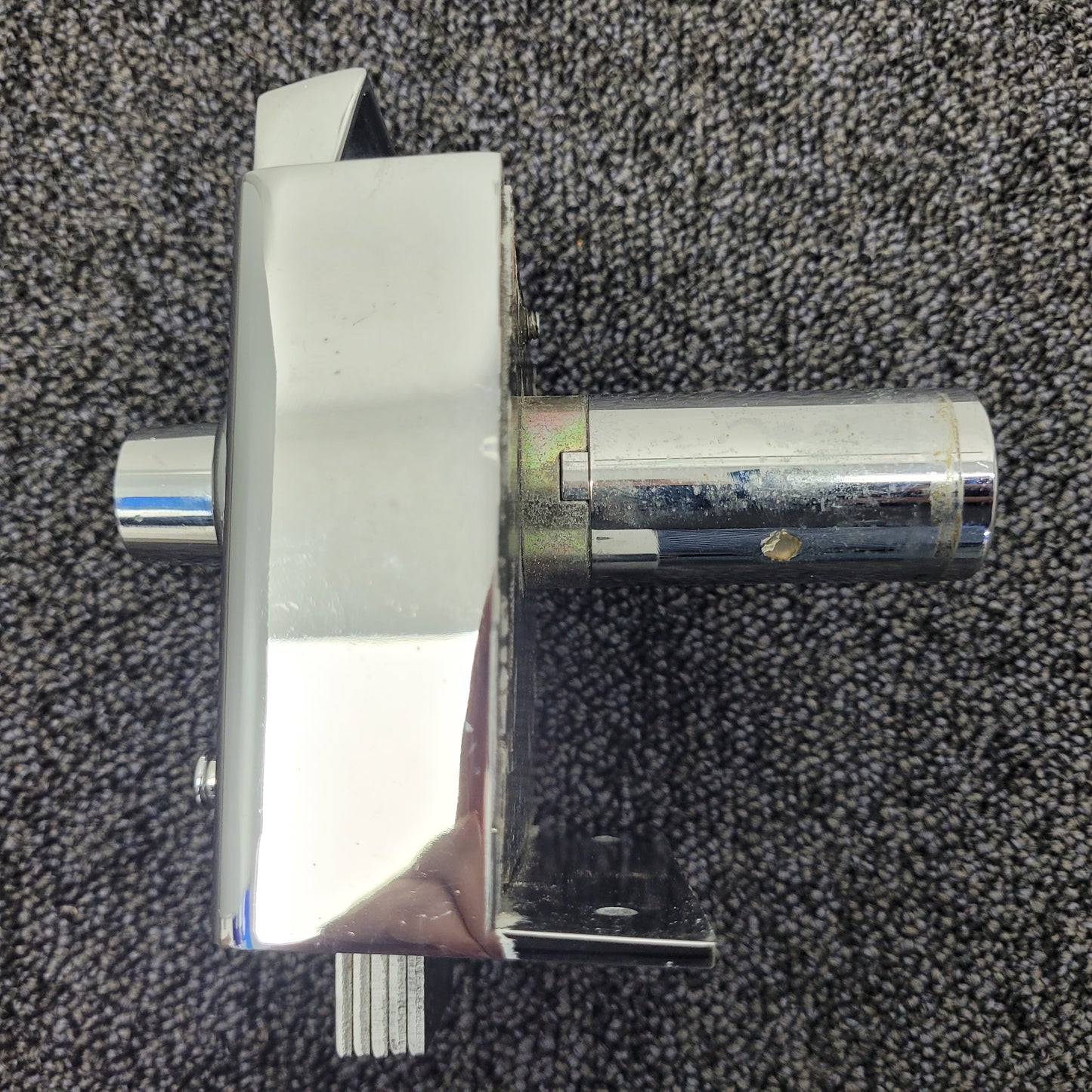 Pair of used Banham L2000 & M2002 Locks (keyed-alike) with 1 Key