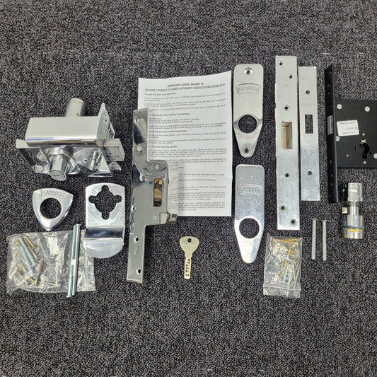 Pair of used Banham L2000 & M2002 Locks (keyed-alike) with 1 Key