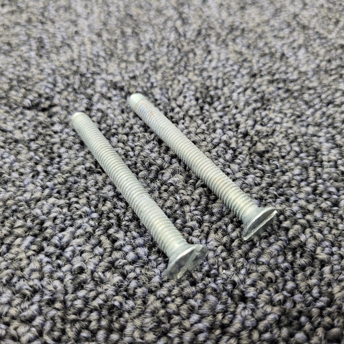Pair of used Banham L2000 & M2002 Locks (keyed-alike) with 1 Key