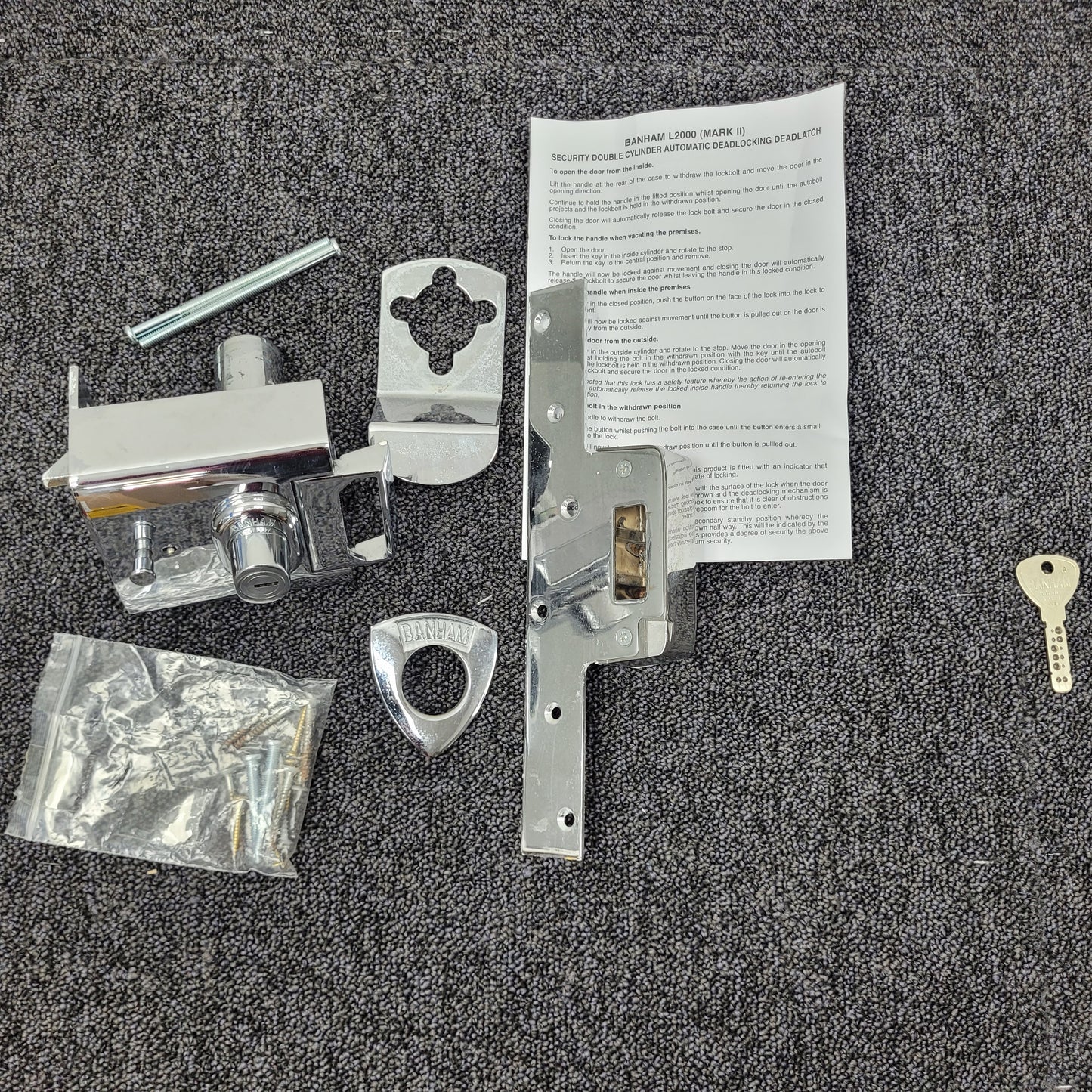 Pair of used Banham L2000 & M2002 Locks (keyed-alike) with 1 Key