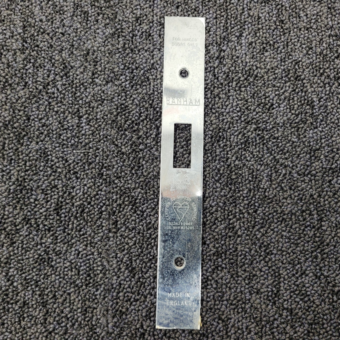 Pair of used Banham L2000 & M2002 Locks (keyed-alike) with 1 Key